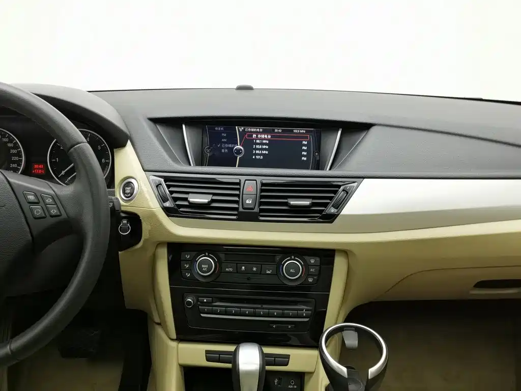 BMW X1 — миниатюра 12