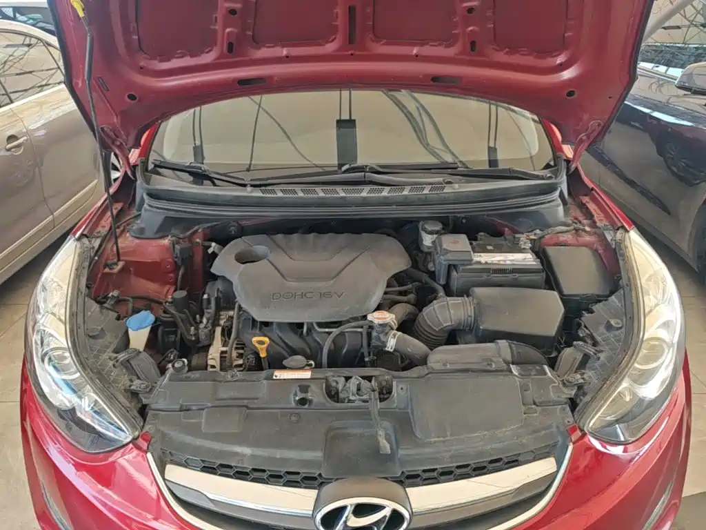 Hyundai Elantra Langdong — миниатюра 20
