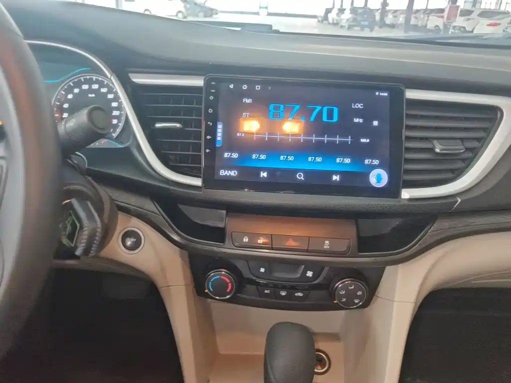 Buick Excelle — миниатюра 13