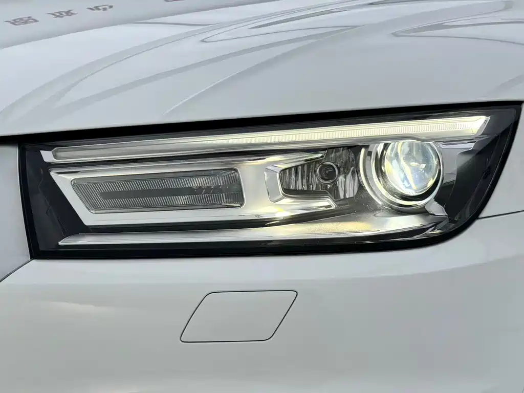 Audi Q5L — миниатюра 17