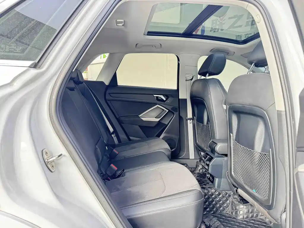 Audi Q3 — миниатюра 15