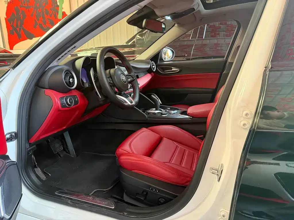 Alfa Romeo Giulia — миниатюра 6
