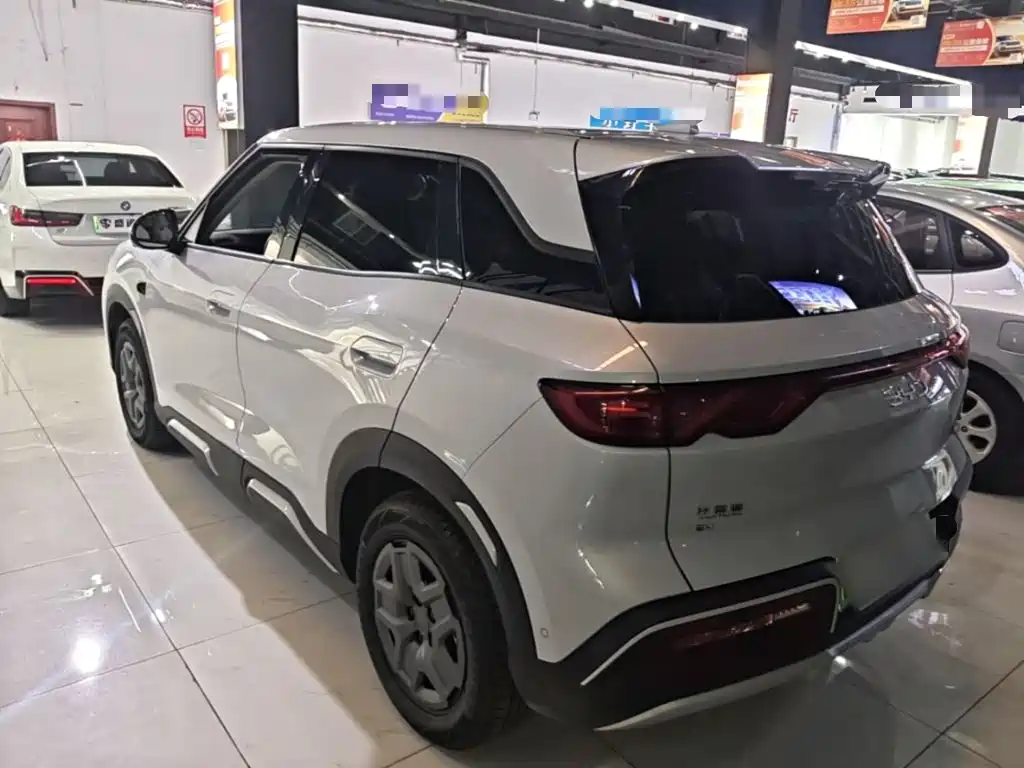 BYD Yuan UP — миниатюра 5