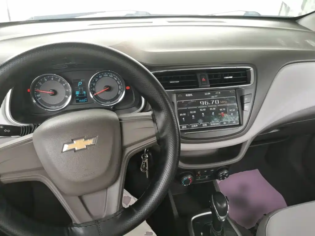 Chevrolet Lova RV — миниатюра 10