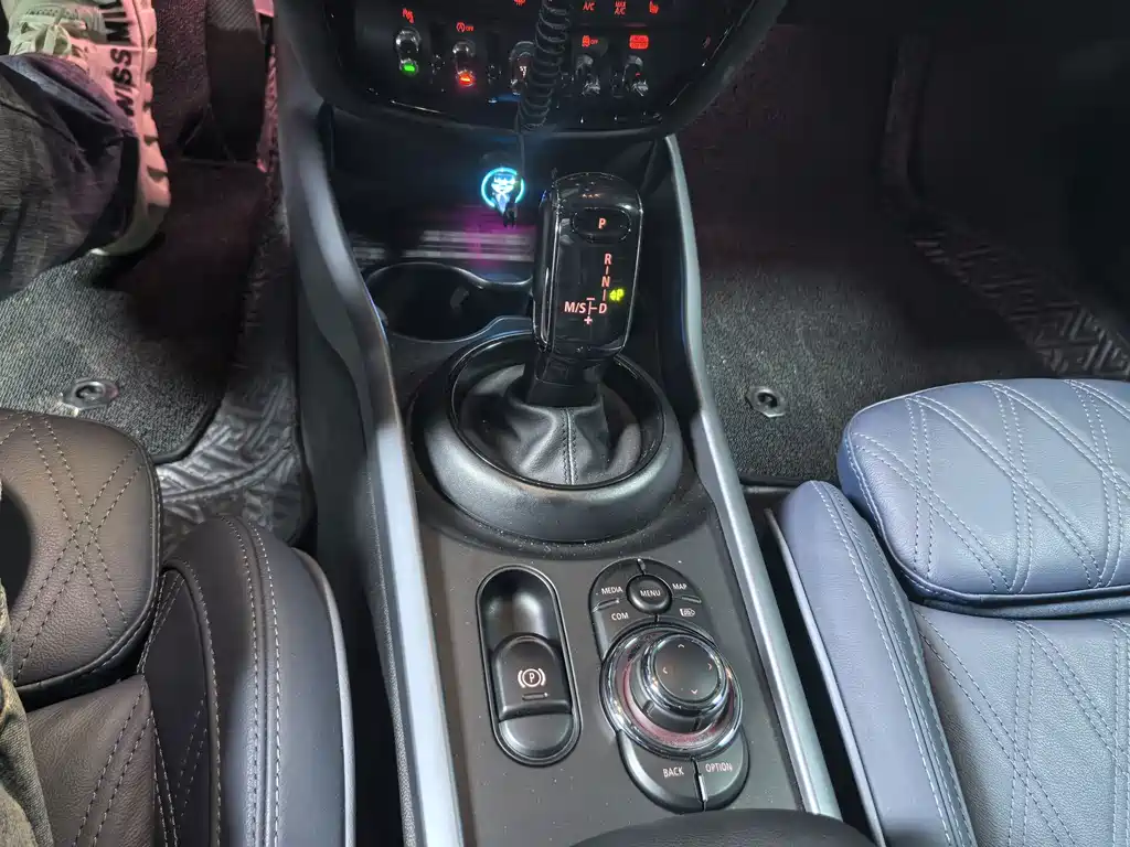 MINI Mini Clubman — миниатюра 9