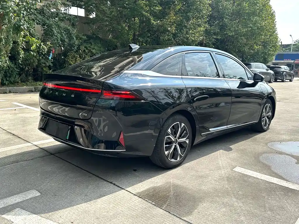 XPeng P5 — миниатюра 8