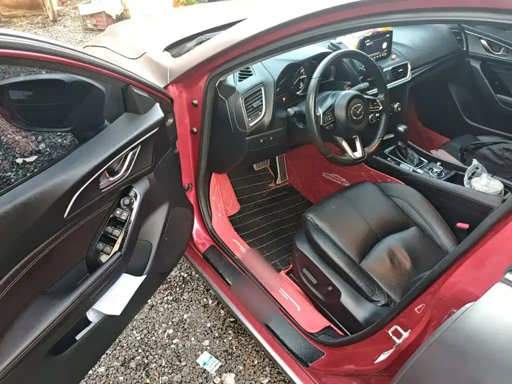 Mazda 3 Axela — миниатюра 17