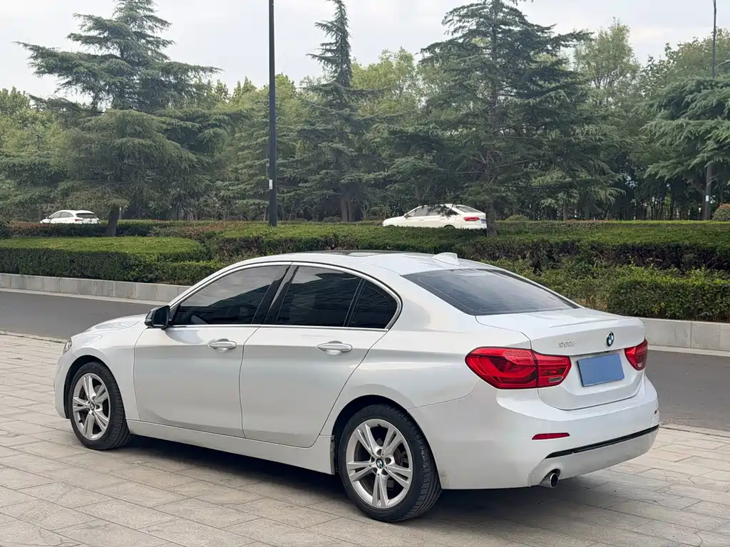 BMW 1 Series — миниатюра 6