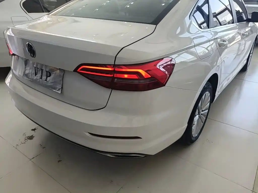 Volkswagen Lavida — миниатюра 8