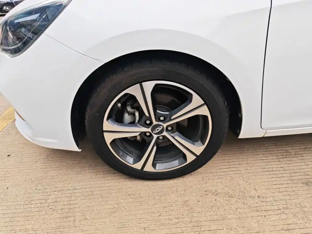 Chery Arrizo 5 — миниатюра 23