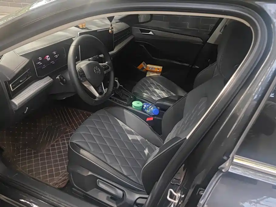 Volkswagen Sagitar — миниатюра 9