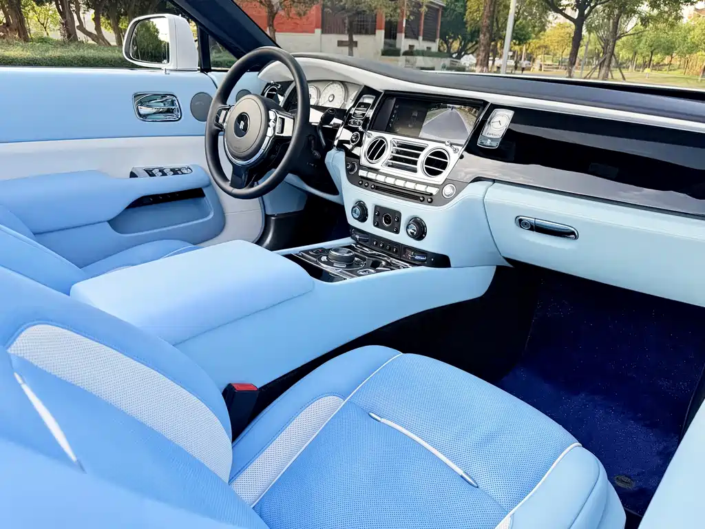 Rolls-Royce Dawn — миниатюра 6