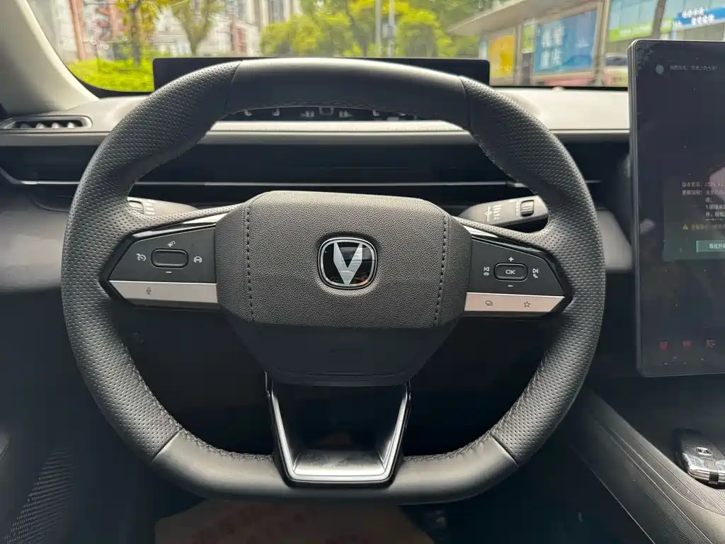 Changan Eado — миниатюра 17
