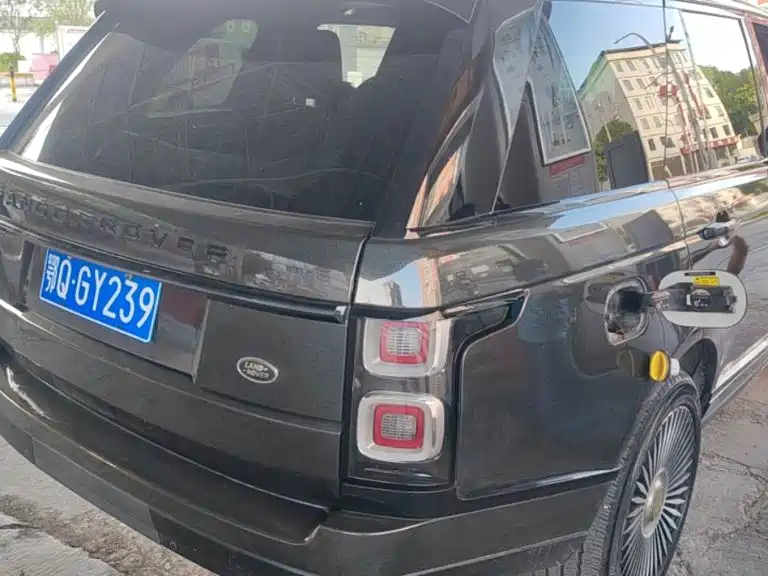 Land Rover Range Rover — миниатюра 2