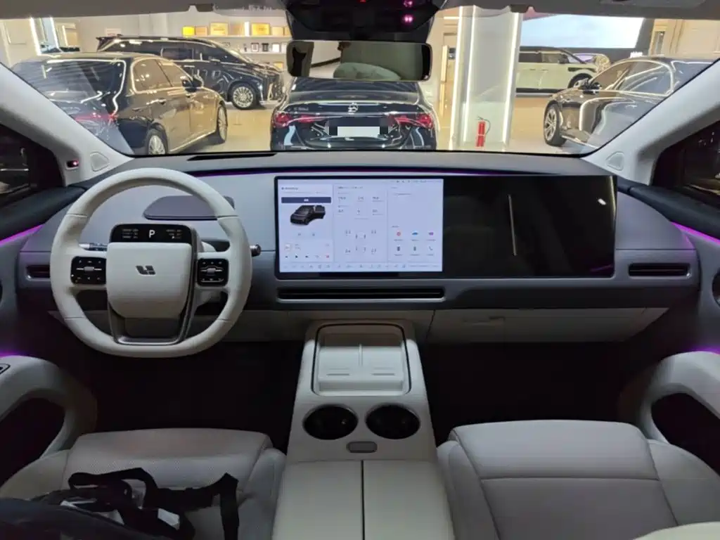 Li Auto Li i8 — миниатюра 10