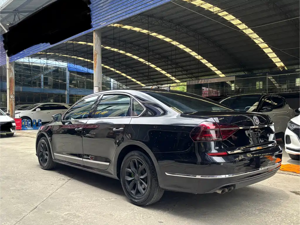 Volkswagen Passat — миниатюра 15