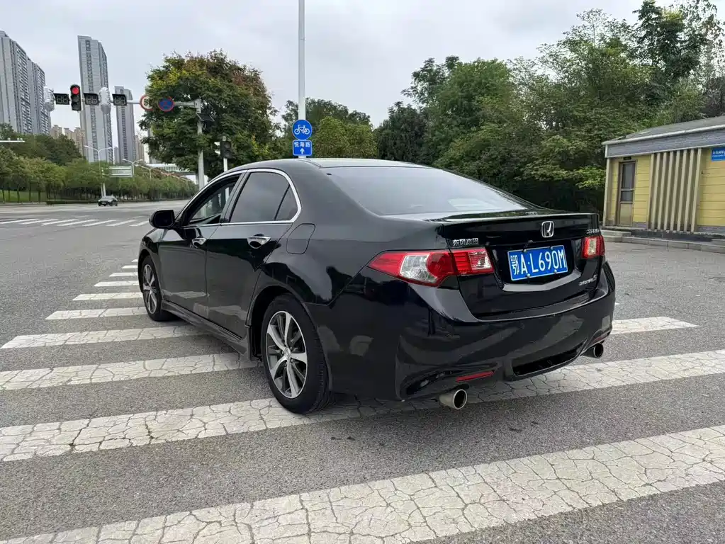 Honda Spirior — миниатюра 16