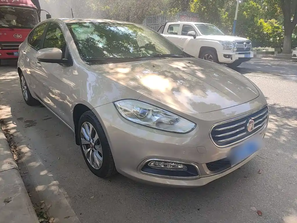 Fiat Viaggio — миниатюра 4