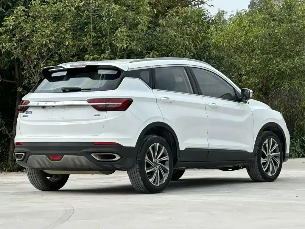 Geely Binyue — миниатюра 24