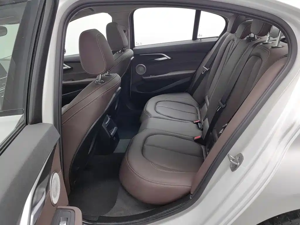 BMW 1 Series — миниатюра 15