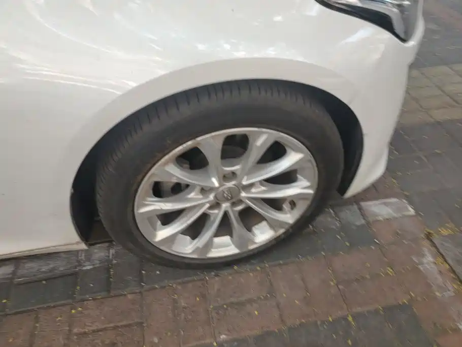 Cadillac CT5 — миниатюра 6