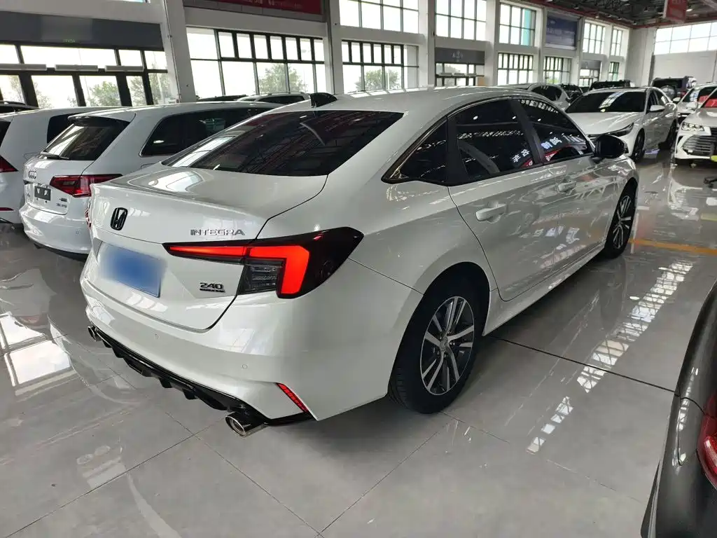 Honda Integra — миниатюра 5