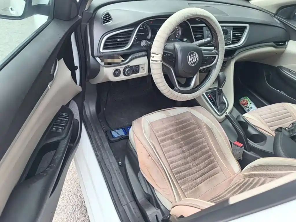 Buick Excelle — миниатюра 23