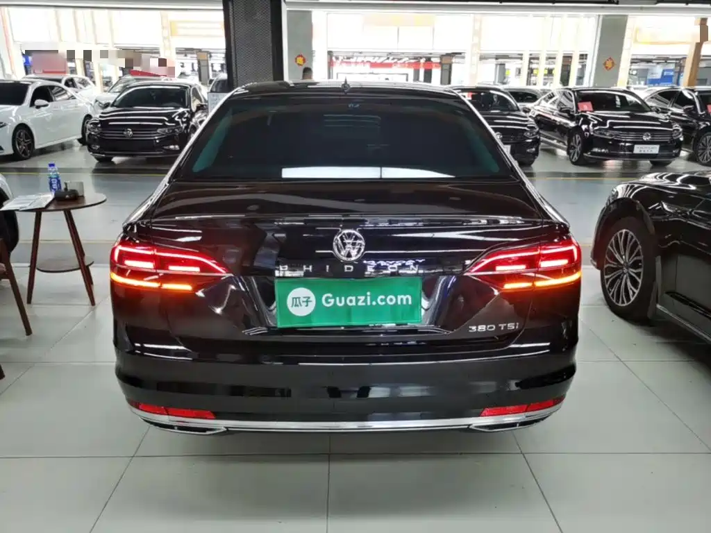 Volkswagen Phideon — миниатюра 6