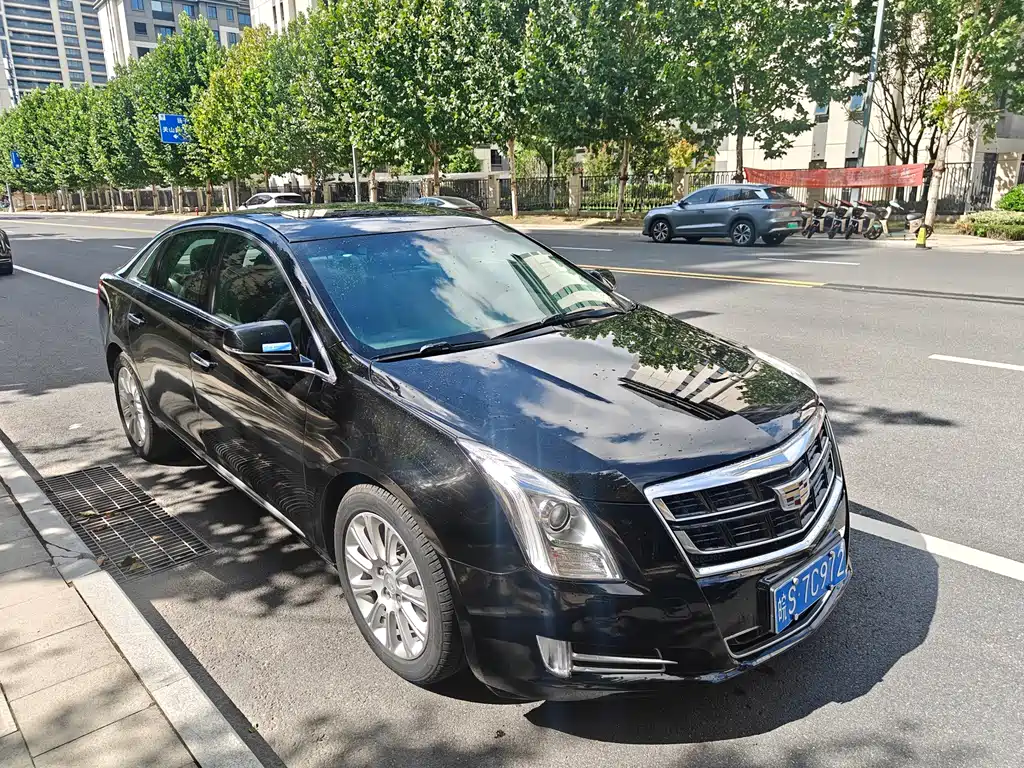 Cadillac XTS — миниатюра 13