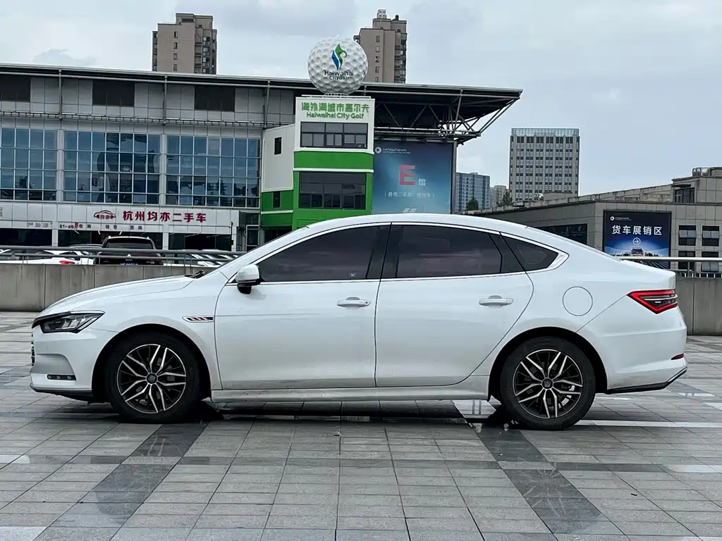 BYD Qin Pro NEV — миниатюра 3