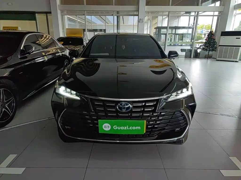 Toyota Avalon — миниатюра 3