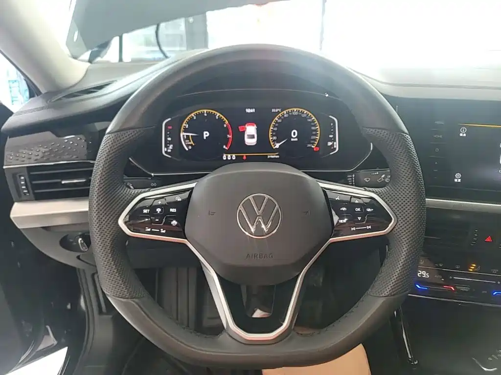 Volkswagen Passat — миниатюра 11