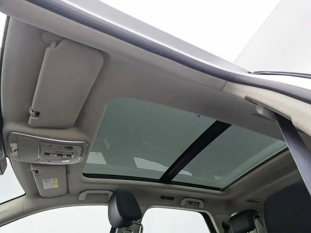 BYD Tang — миниатюра 14