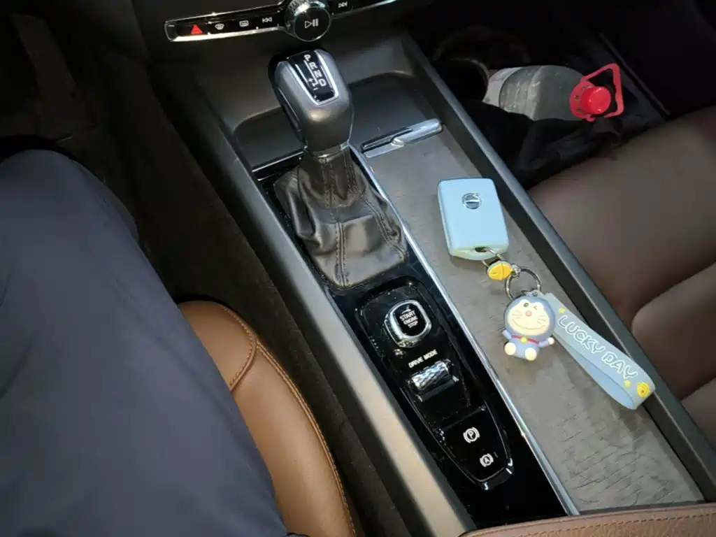 Volvo XC60 — миниатюра 14