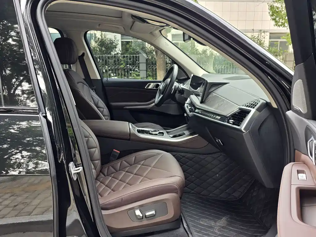 BMW X5 — миниатюра 9