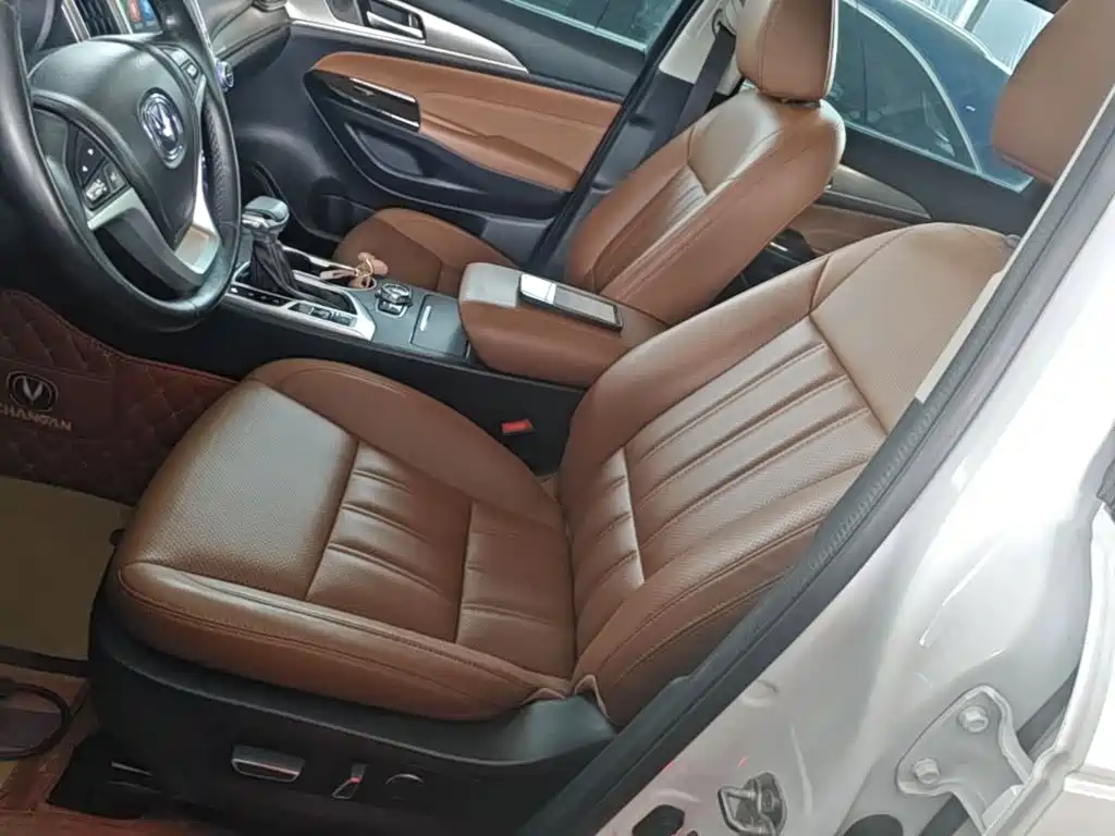 Changan CS95 — миниатюра 15