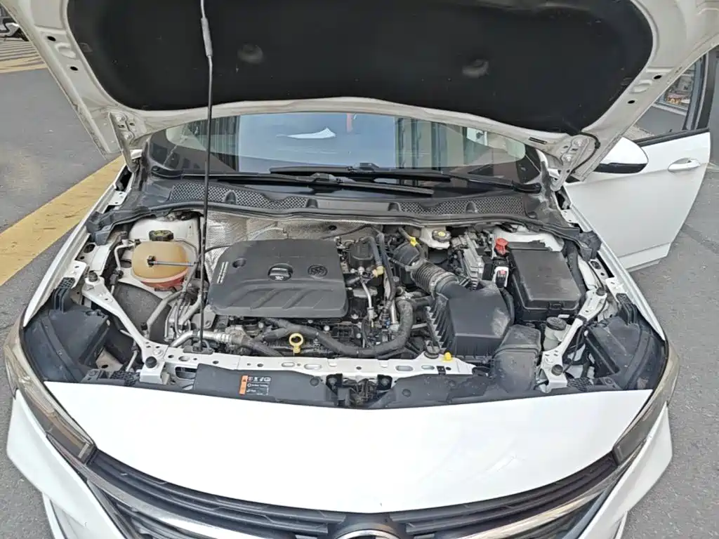 Buick Verano — миниатюра 20