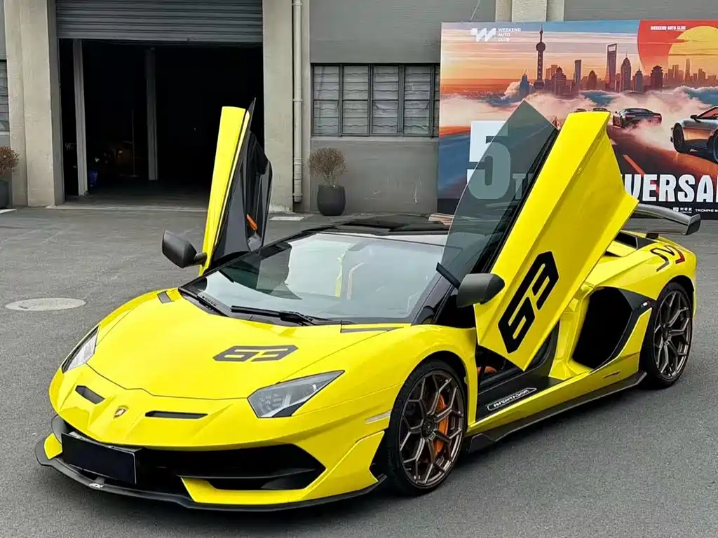 Lamborghini Aventador — миниатюра 4