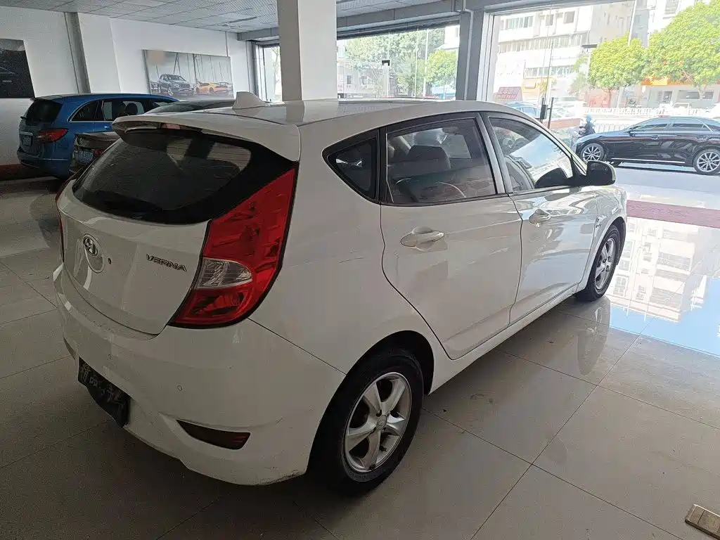 Hyundai Ruiyi — миниатюра 7