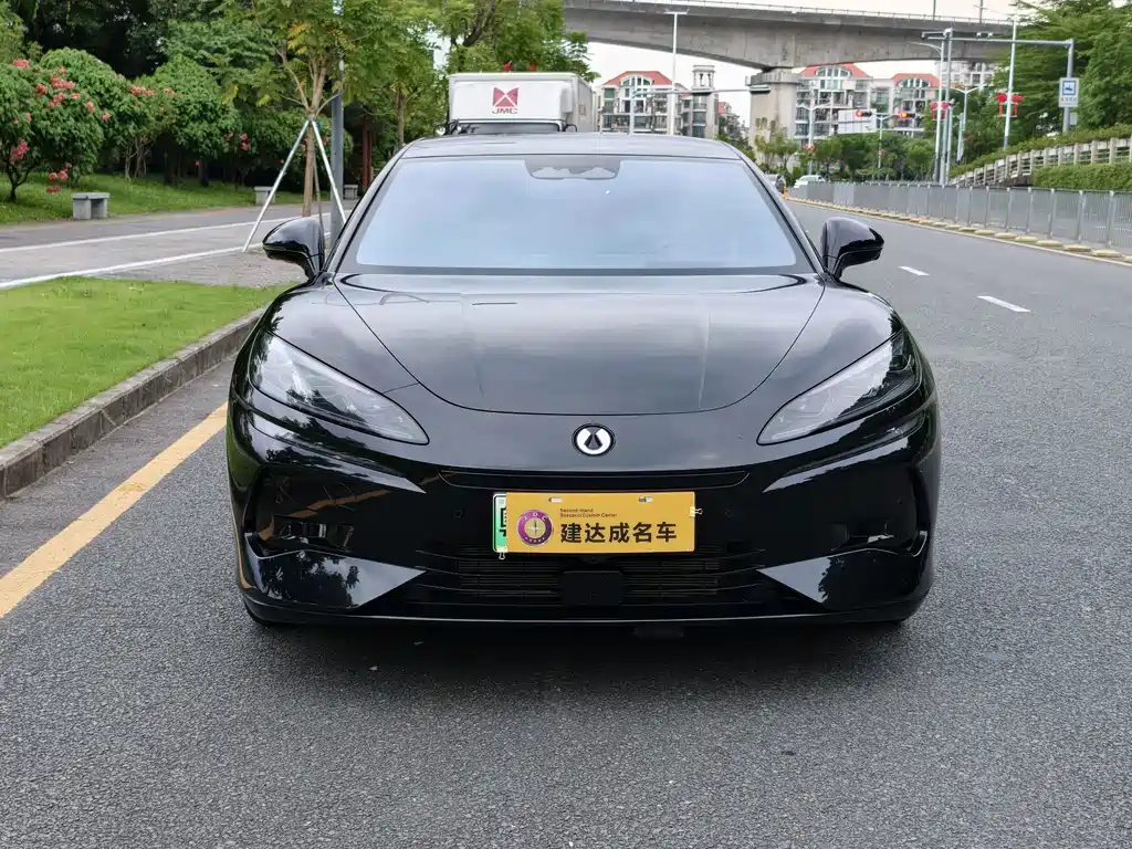 Denza Denza Z9GT — миниатюра 3