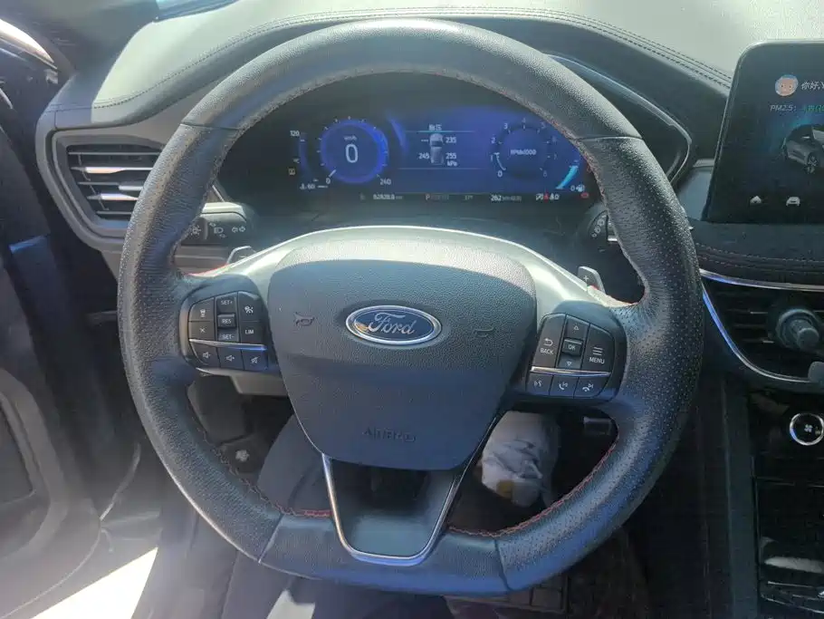 Ford Escape — миниатюра 15