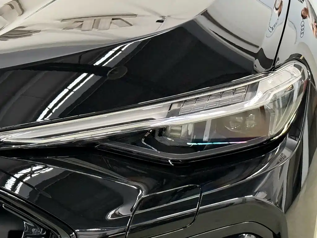 Audi Q5L — миниатюра 10