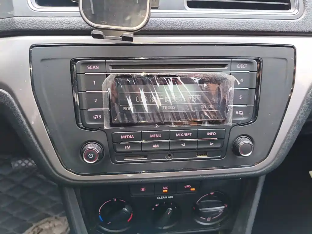 Volkswagen Lavida — миниатюра 13