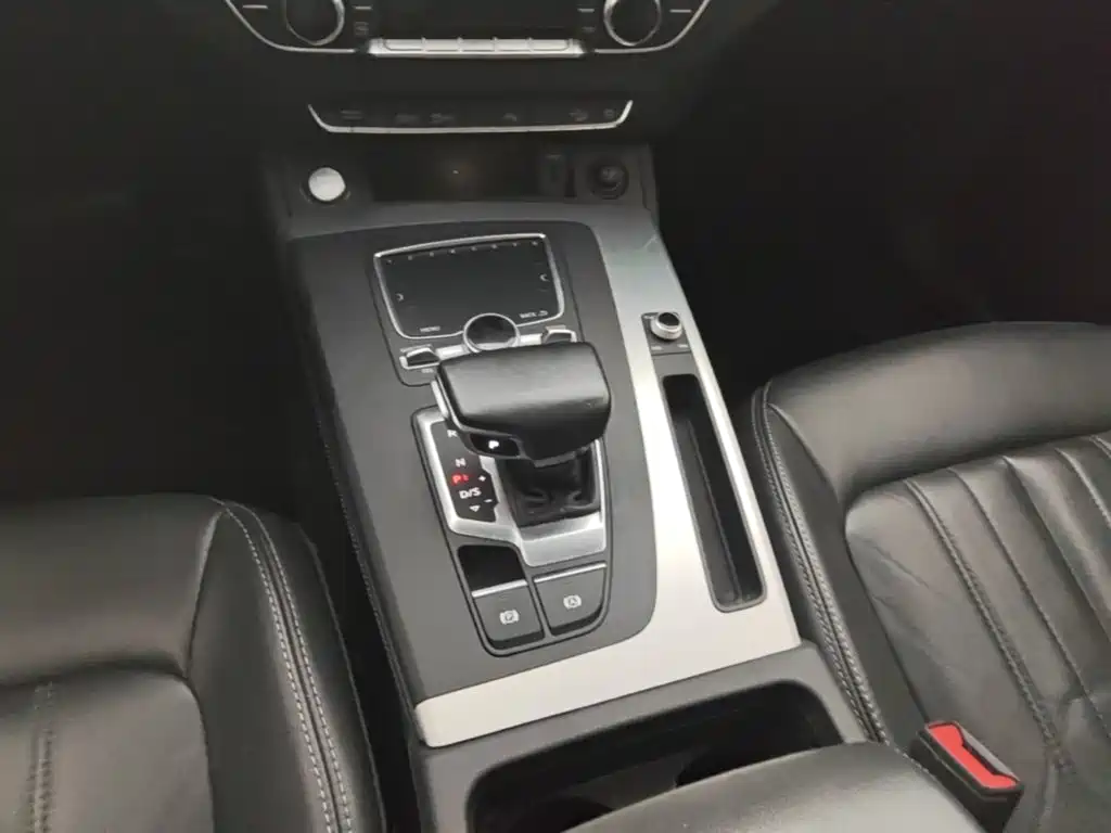 Audi Q5L — миниатюра 14