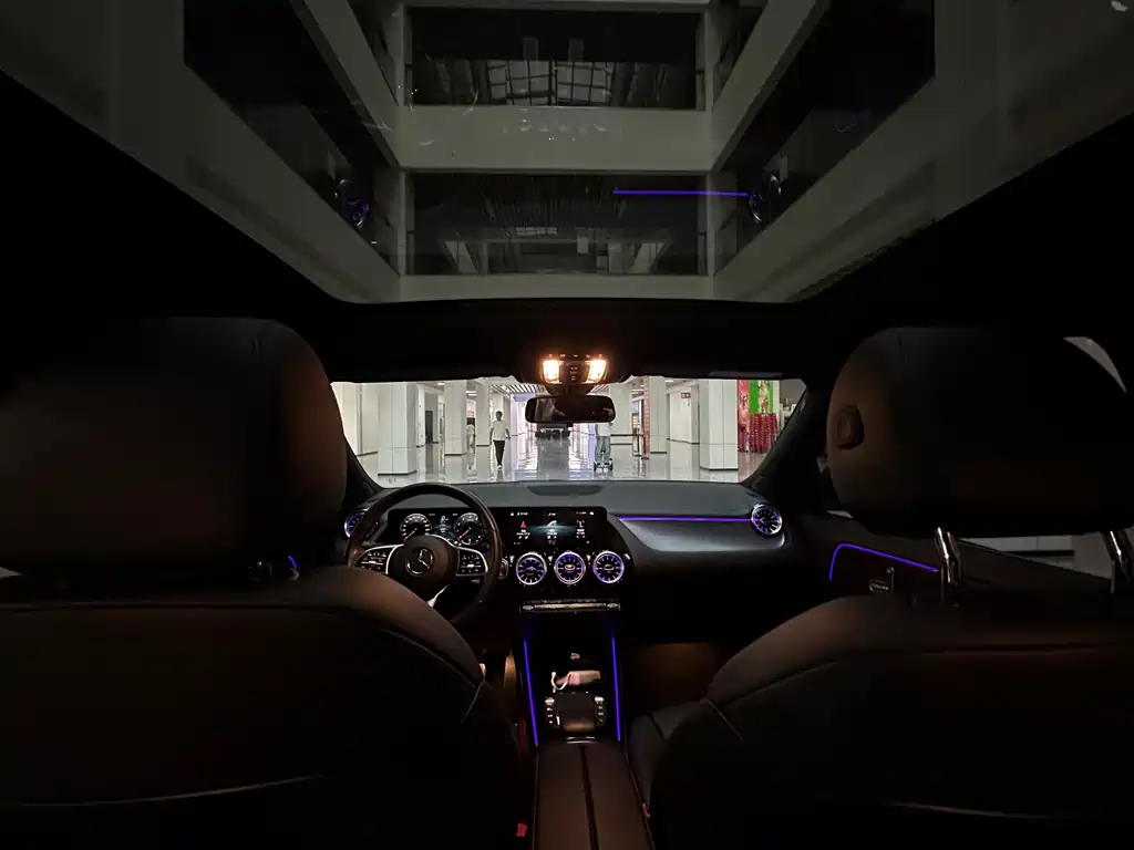 Mercedes-Benz GLA — миниатюра 13