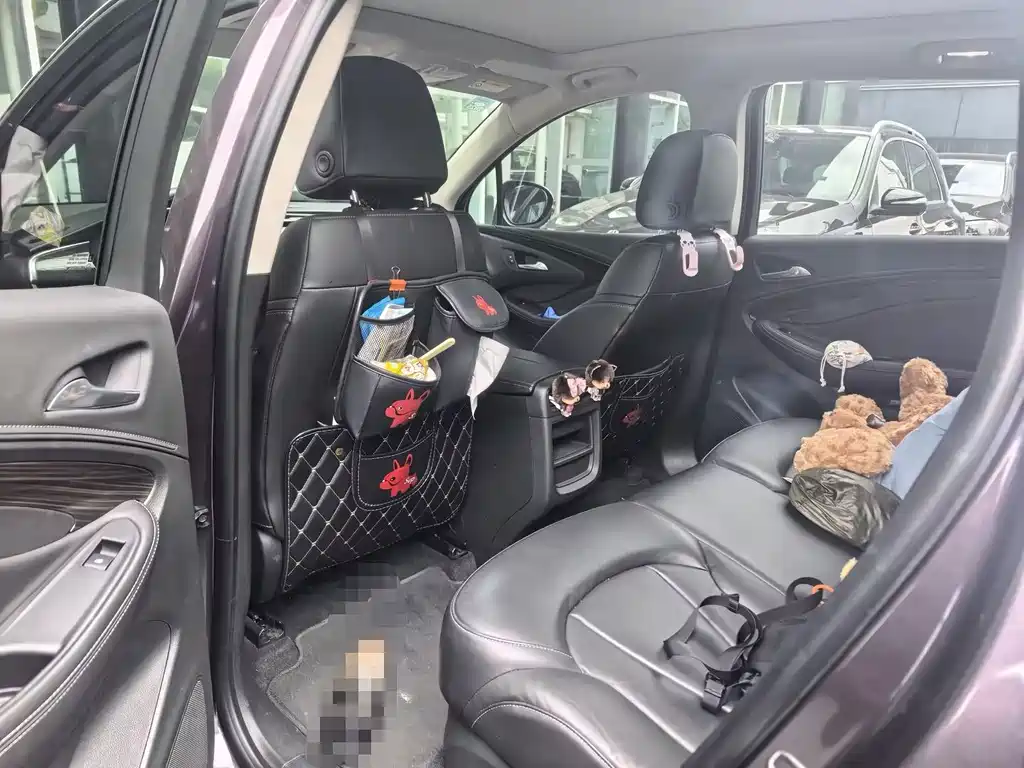 Buick Envision Plus — миниатюра 3