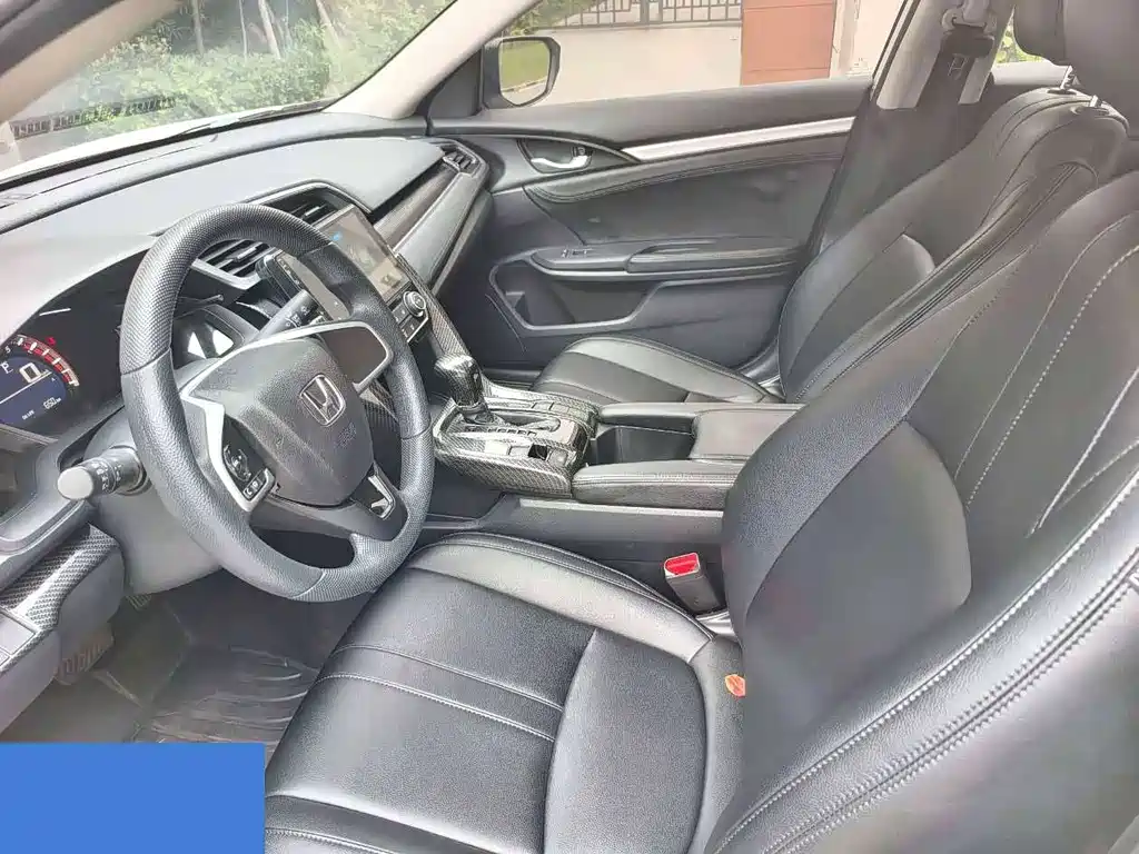 Honda Civic — миниатюра 4