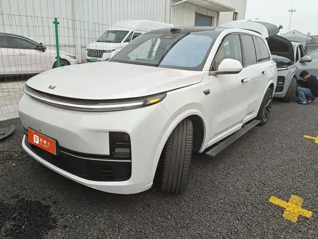 2025 Li Xiang L9