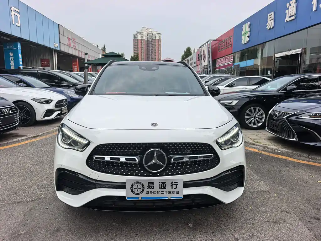 Mercedes-Benz GLA — миниатюра 2