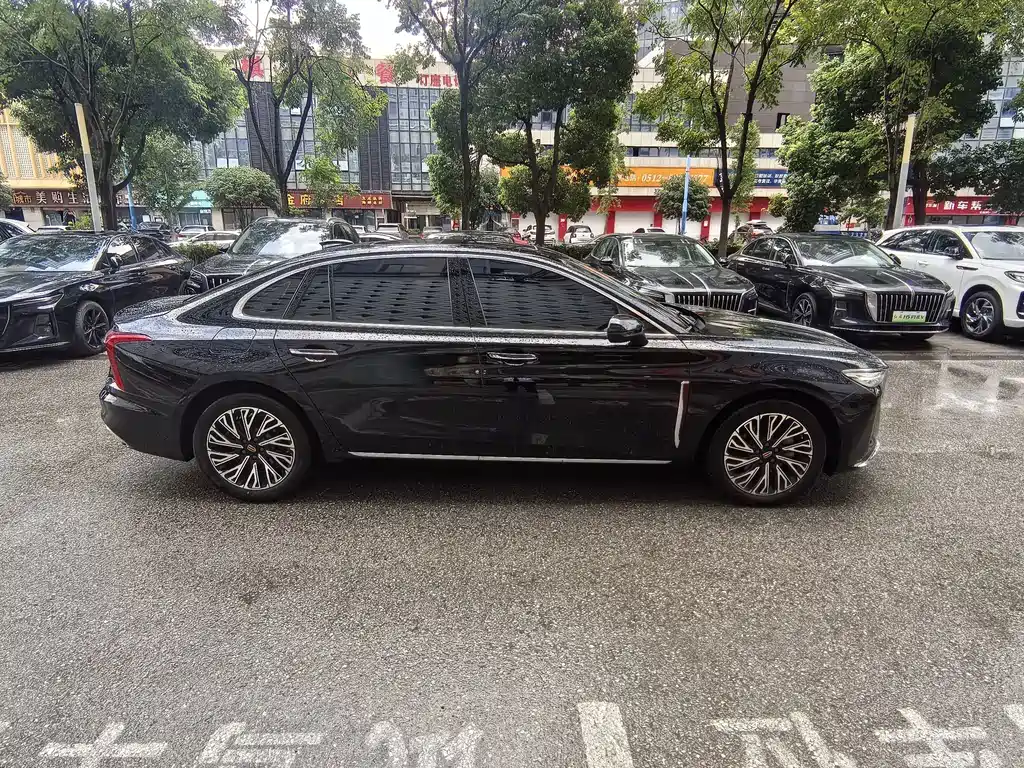 Hongqi Hongqi H5 — миниатюра 4